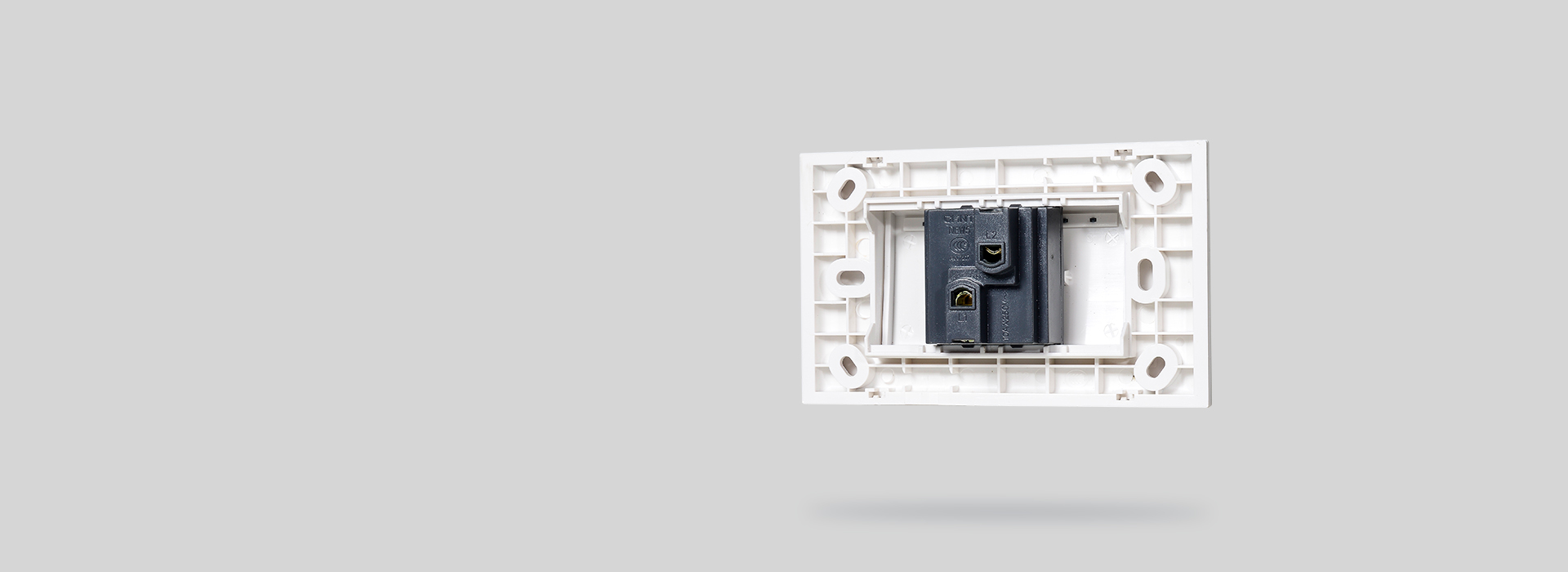 雙層安裝架，適用廣泛 雙層安裝架設(shè)計(jì)，...