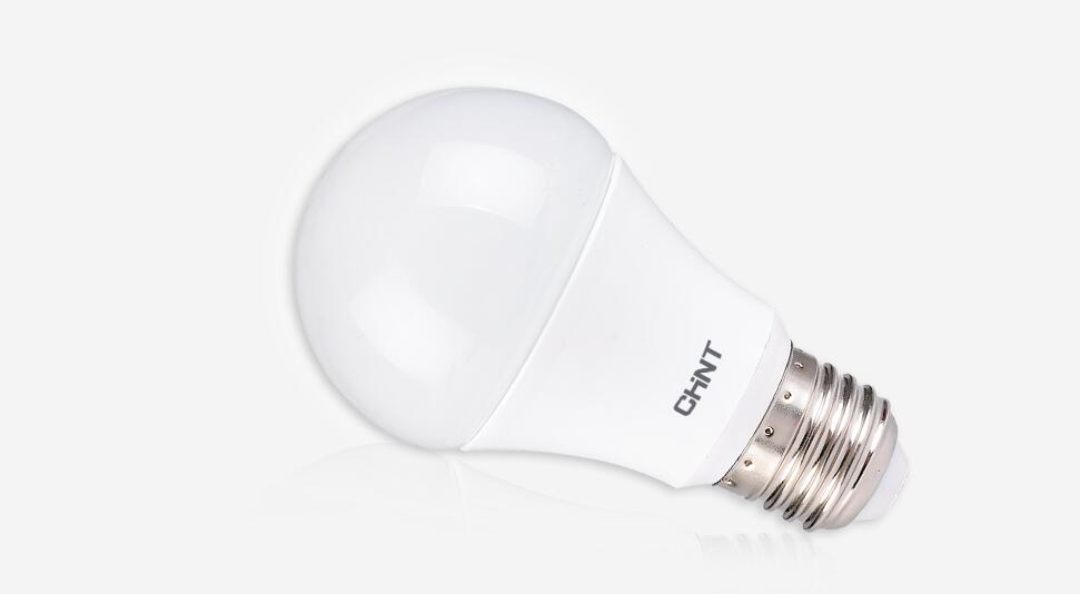 LED球泡和傳統(tǒng)節(jié)能燈有什么區(qū)別 LED球泡和傳統(tǒng)節(jié)能燈有什么區(qū)別