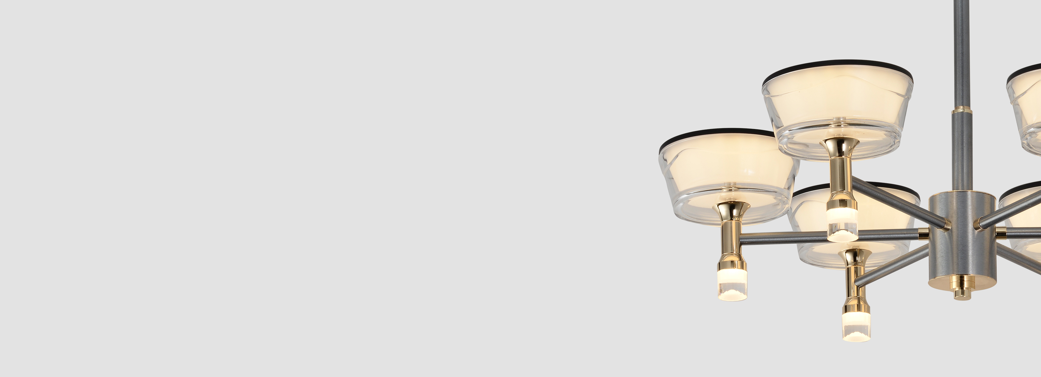 柔和光線
 優質玻璃燈罩，高透光率，出光...