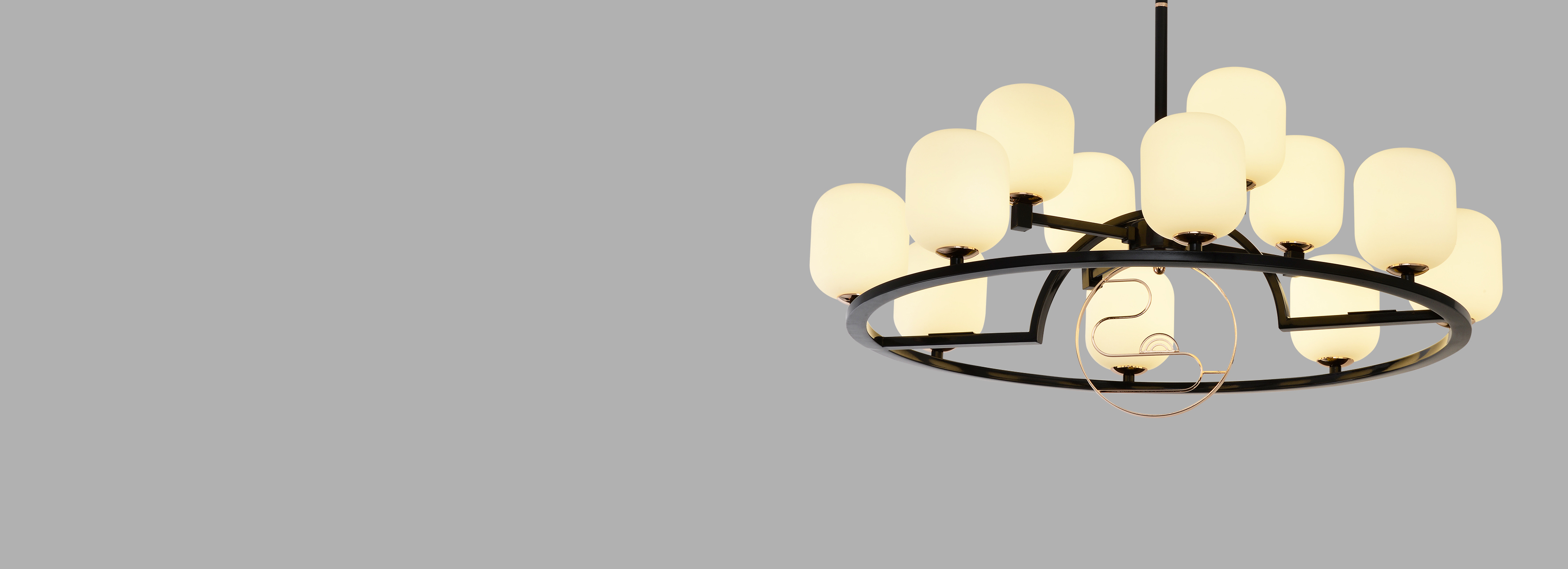 XDD94系列吊燈
 時光傾其所有，在屬...