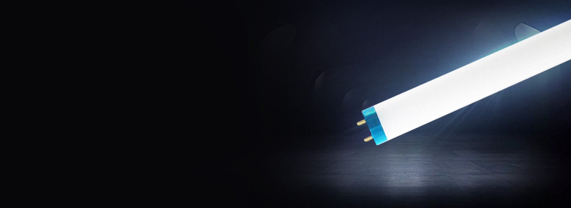 十亮系列燈管（T810）
 精彩視界，用...