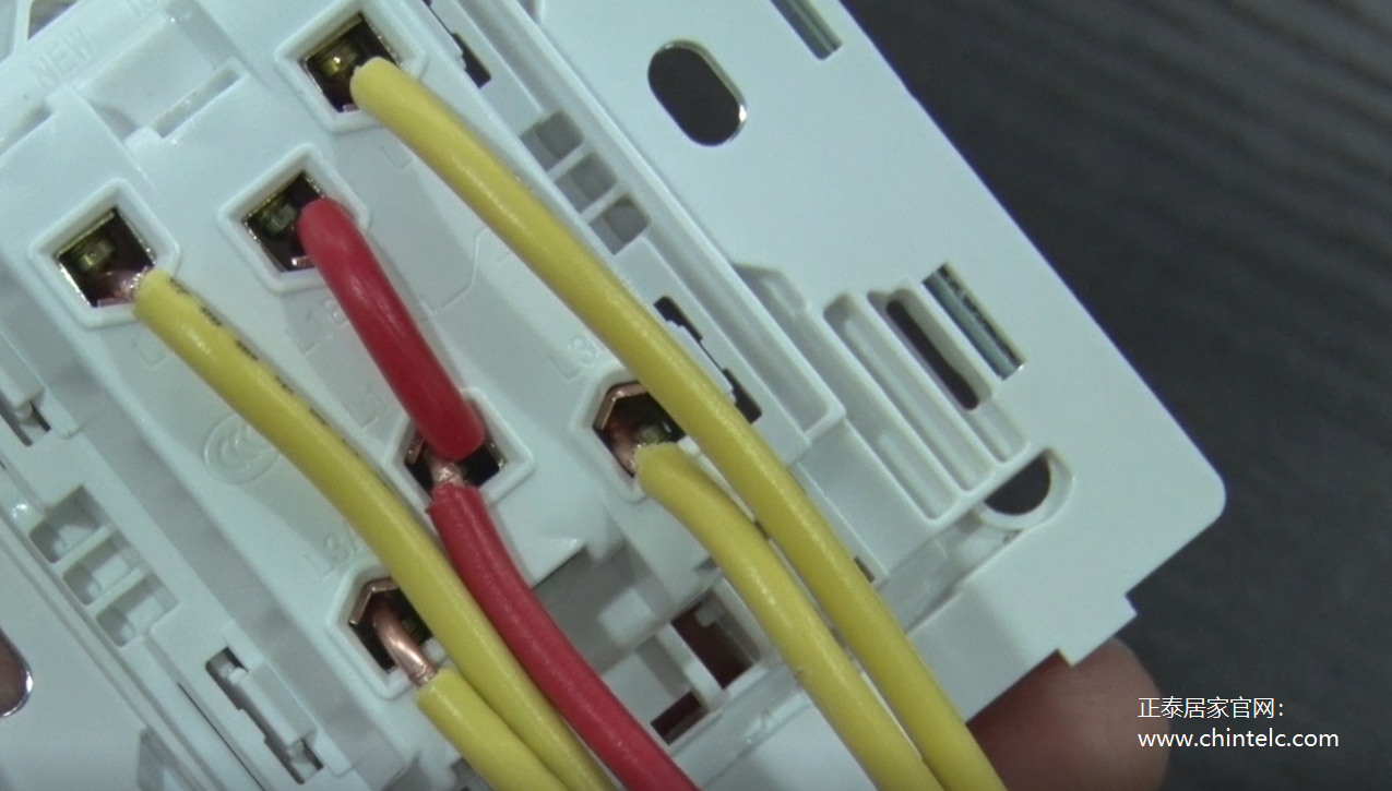 二開雙控開關怎么接線5