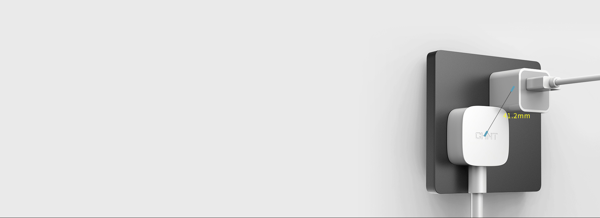 大間距設(shè)計(jì)，鄰里不打架
 正泰開關(guān)NEW...